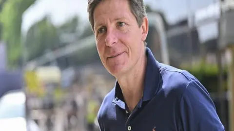 张帅、张之臻双喜临门，分列澳网女双、男双16强2025-01-19